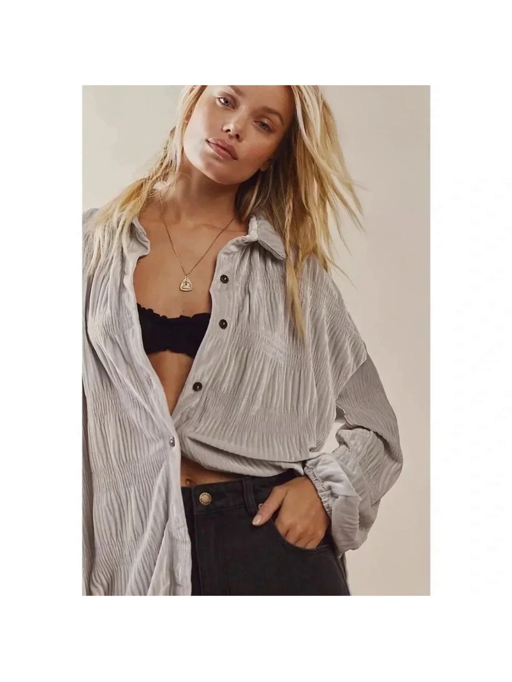 FREE PEOPLE My Best Velvet Crinkle Button Shirt Gray Oversized Sz M - Picture 6 of 13